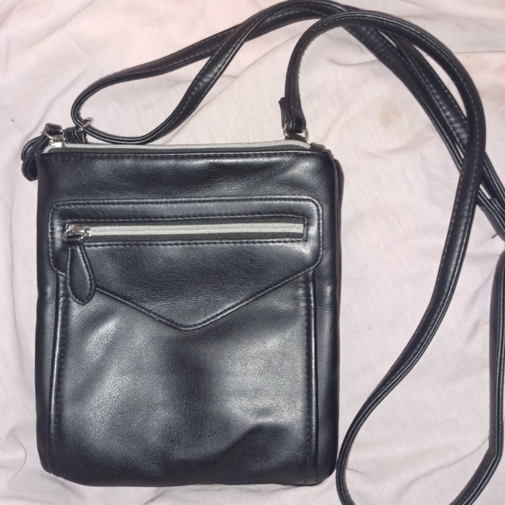 Crossbody bag by Safekeeper
